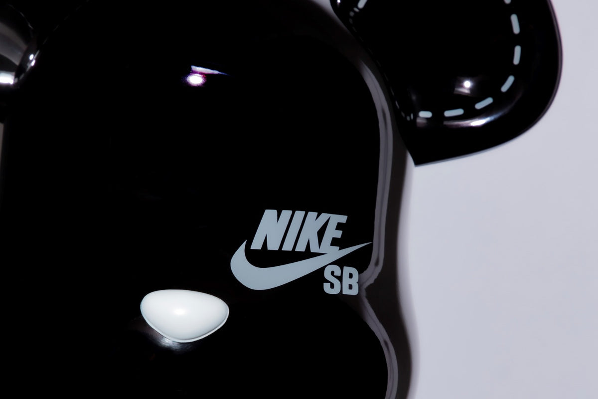 RAFFLE: MEDICOM TOY x NIKE SB 1000% BE@RBRICK