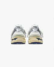 TOGA x GEL-CUMULUS 16 TG (White)