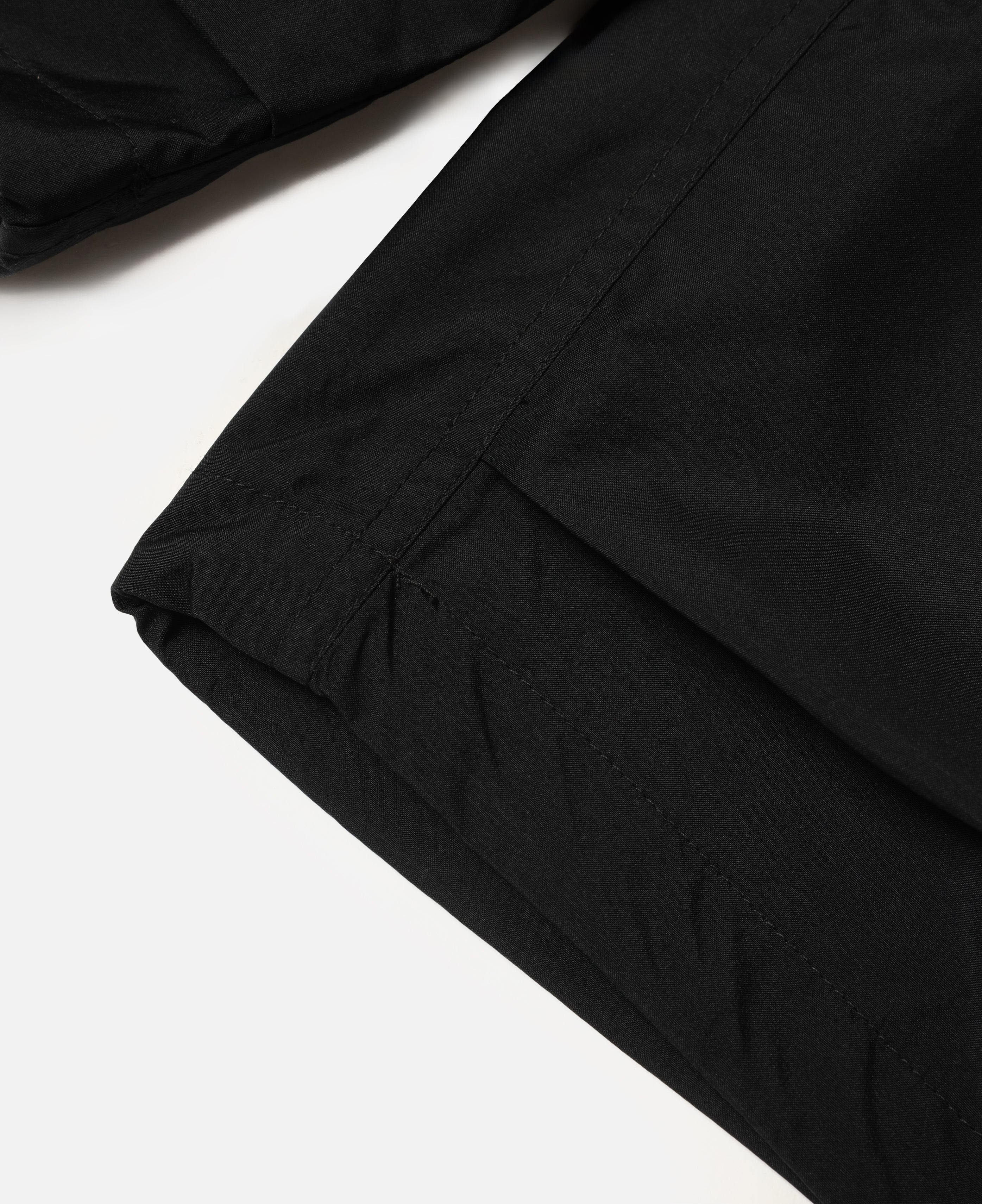Phenix Windstopper® By Gore-Tex Labs City Mega Pocket Balloon Cargo Half Pants (Black)