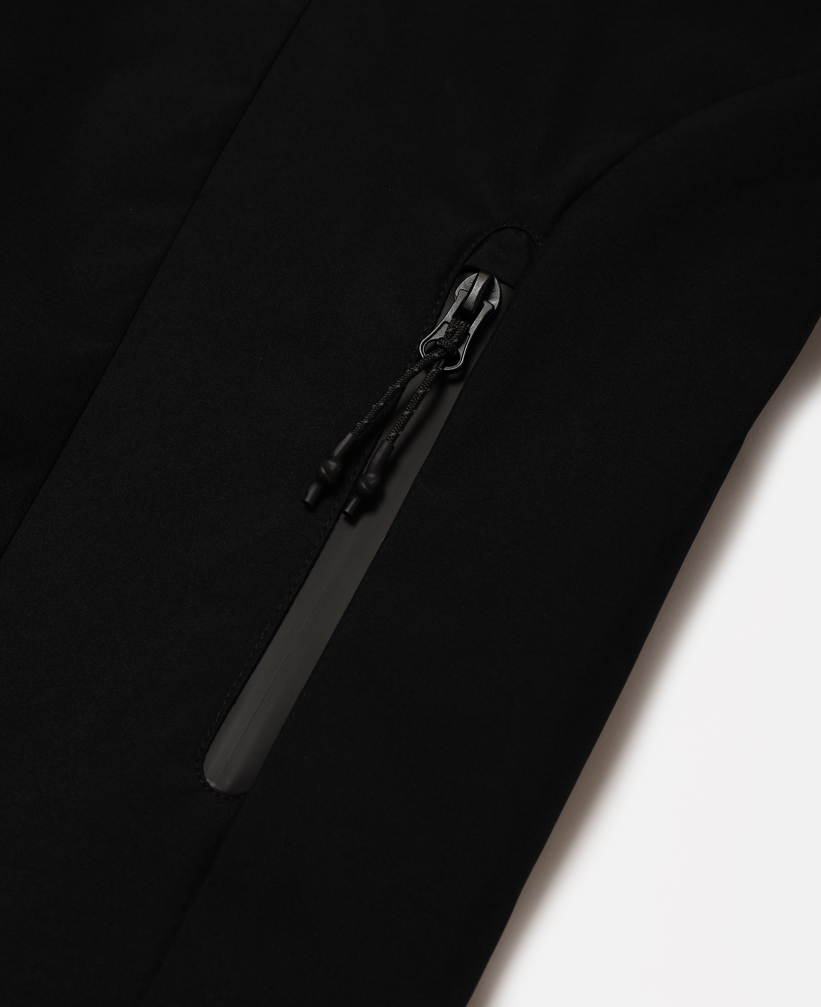 +phenix WINDSTOPPER® by GORE-TEX LABS City Mountain Jacket (Black)