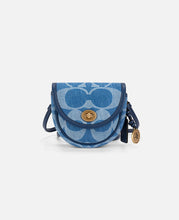 Coach Clot Saddle Pouch In Maxi Signature Denim (Indigo)