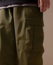 Loose Fit Chino With Cargo Pocket (Olive)