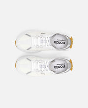 001 (White Gum)