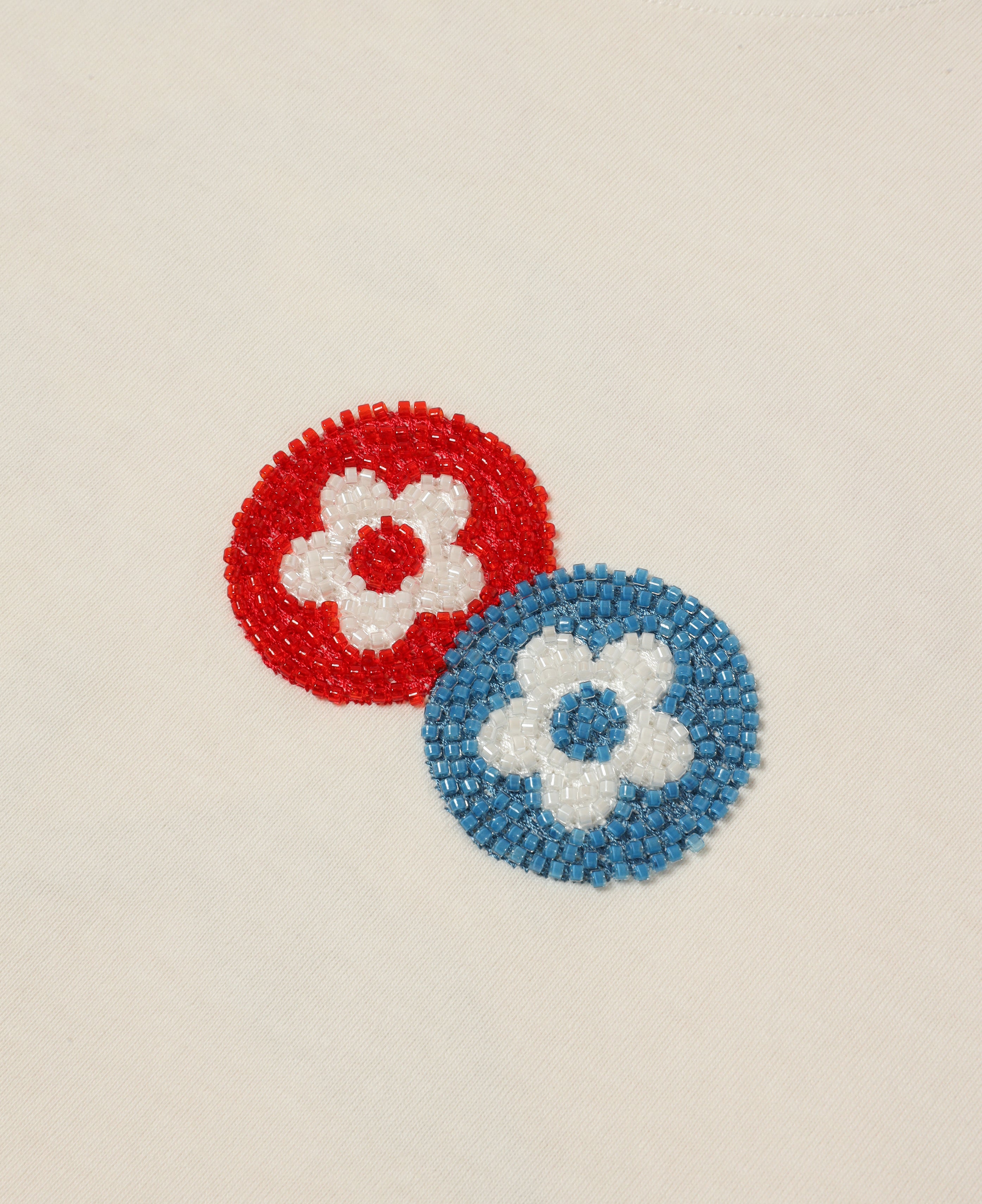 Beads Classic Flower T-Shirt (Off-White)